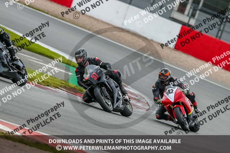 PJ Motorsport Photography;donington no limits trackday;donington park photographs;donington trackday photographs;no limits trackdays;peter wileman photography;trackday digital images;trackday photos